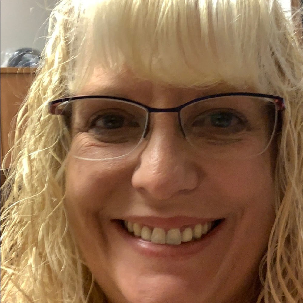 Meet your Posher, Teresa